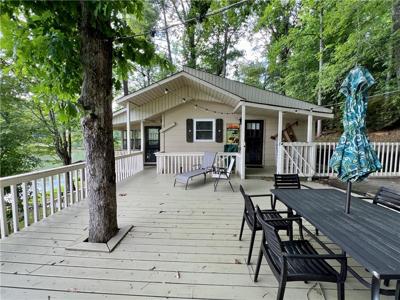 619 Crossland Creek Court
